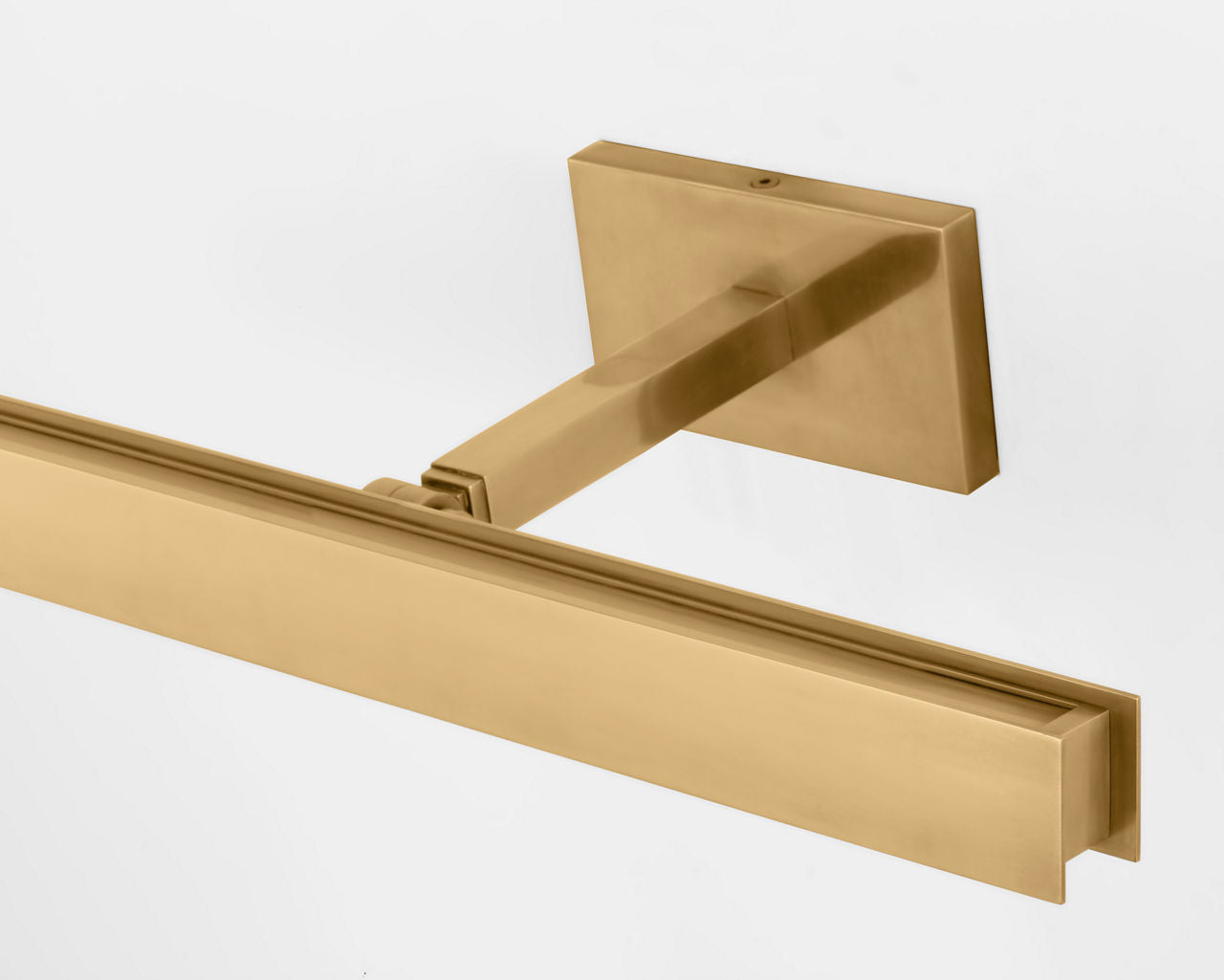 Bau 18 Picture Light Natural Brass 3000K 90 CRI