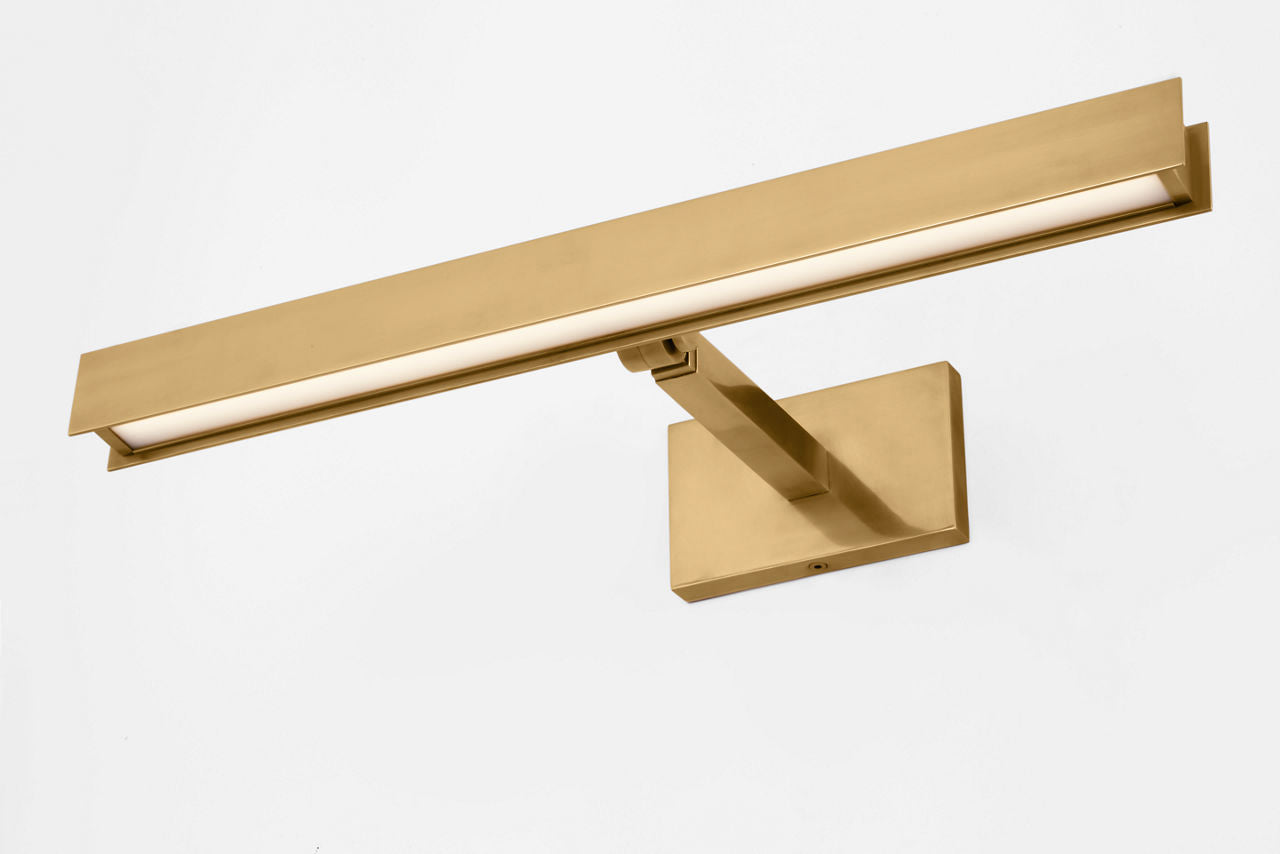 Bau 18 Picture Light Natural Brass 3000K 90 CRI
