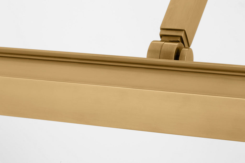 Bau 18 Picture Light Natural Brass 3000K 90 CRI