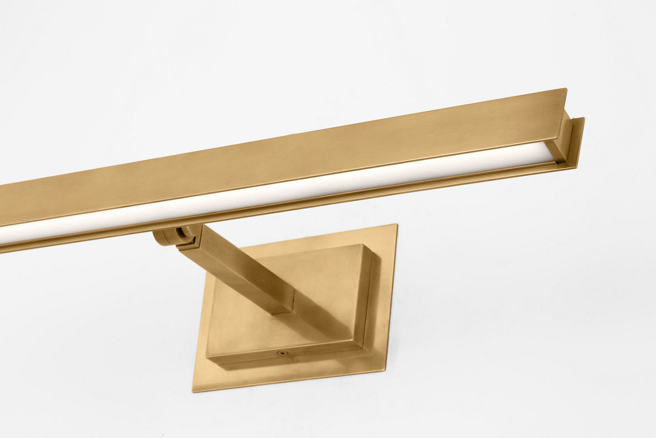 Bau 24 Picture Light Natural Brass 3000K 90 CRI