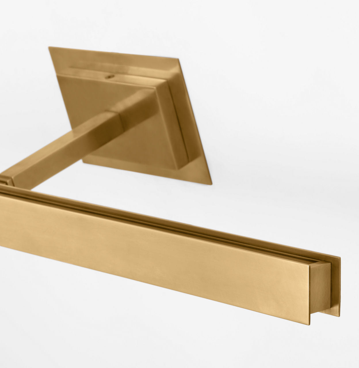 Bau 30 Picture Light Natural Brass 3000K 90 CRI