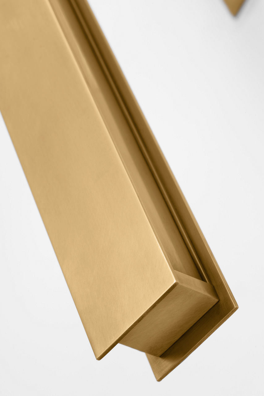 Bau 30 Picture Light Natural Brass 3000K 90 CRI