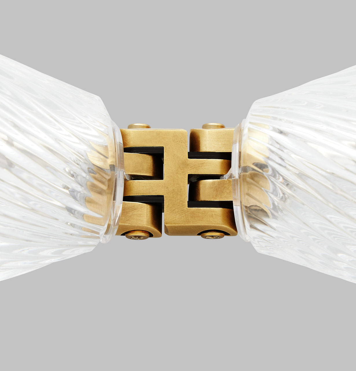 Collier Isolated Mechanical Connector Natural Brass