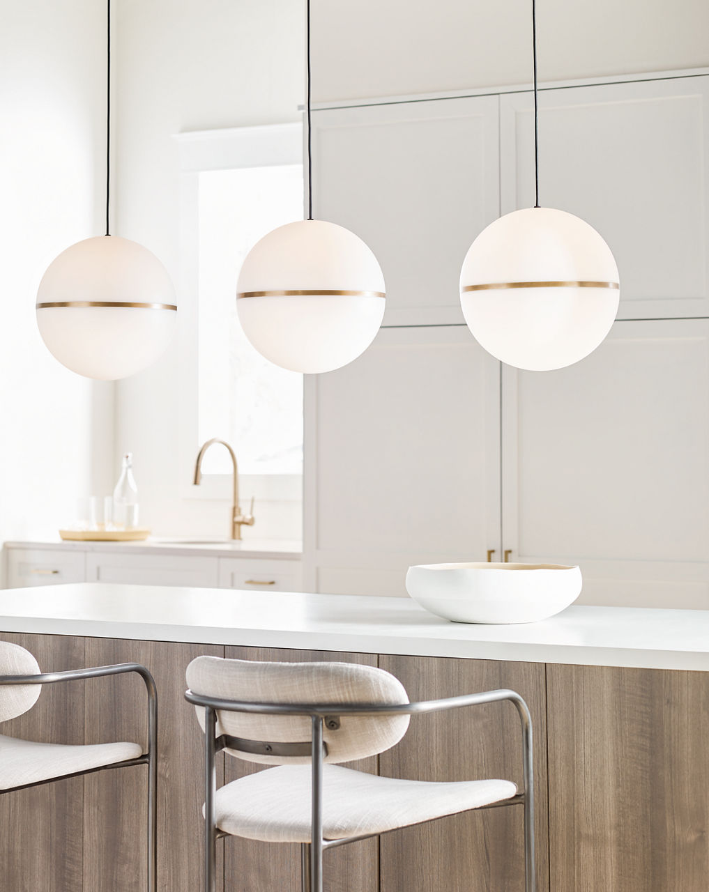 Hanea Grande Pendant Natural Brass 3000K 90 CRI integrated led 90 cri 3000k 120v