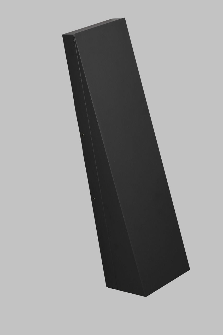 Pitch 19 Outdoor Wall Black LED 90 CRI 3000K 120V