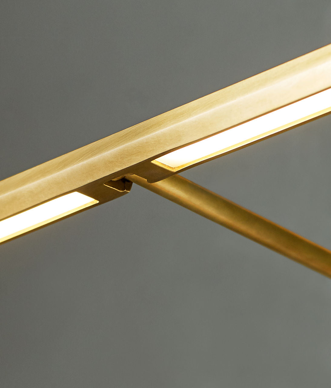 Plural Faceted 24 Picture Light Natural Brass LED 95 CRI 2700K 120-277V