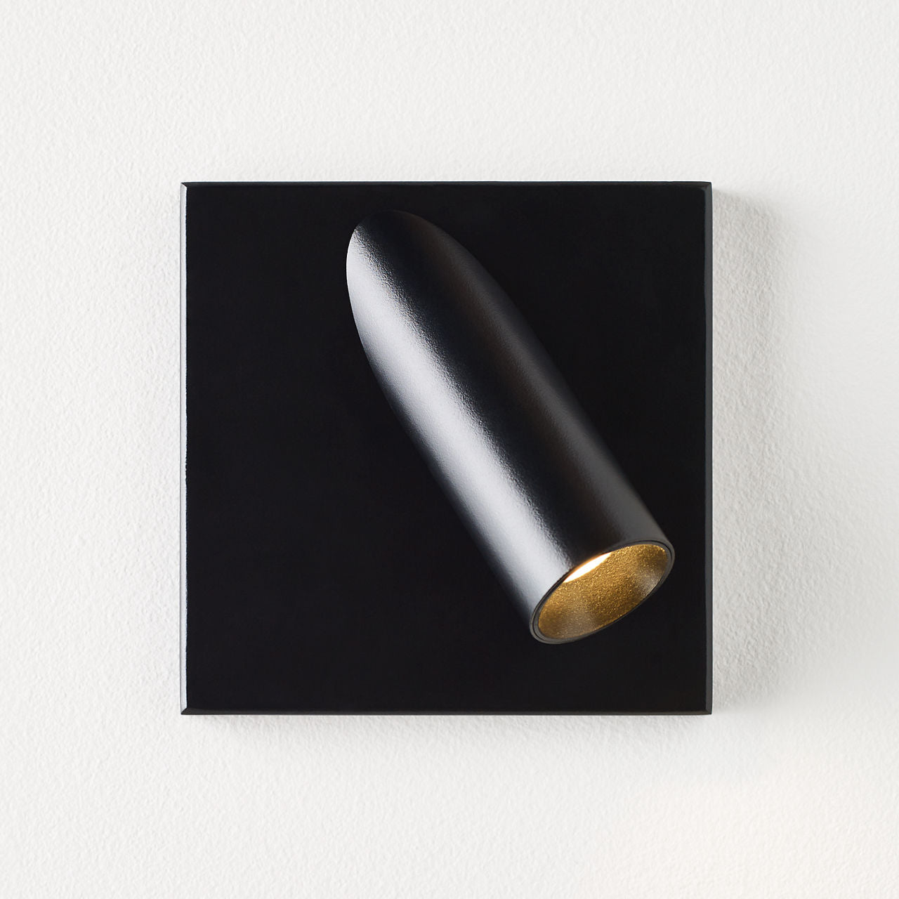 Ponte 5 Outdoor Wall Black Integrated LED 90 CRI 3000K 120-277V