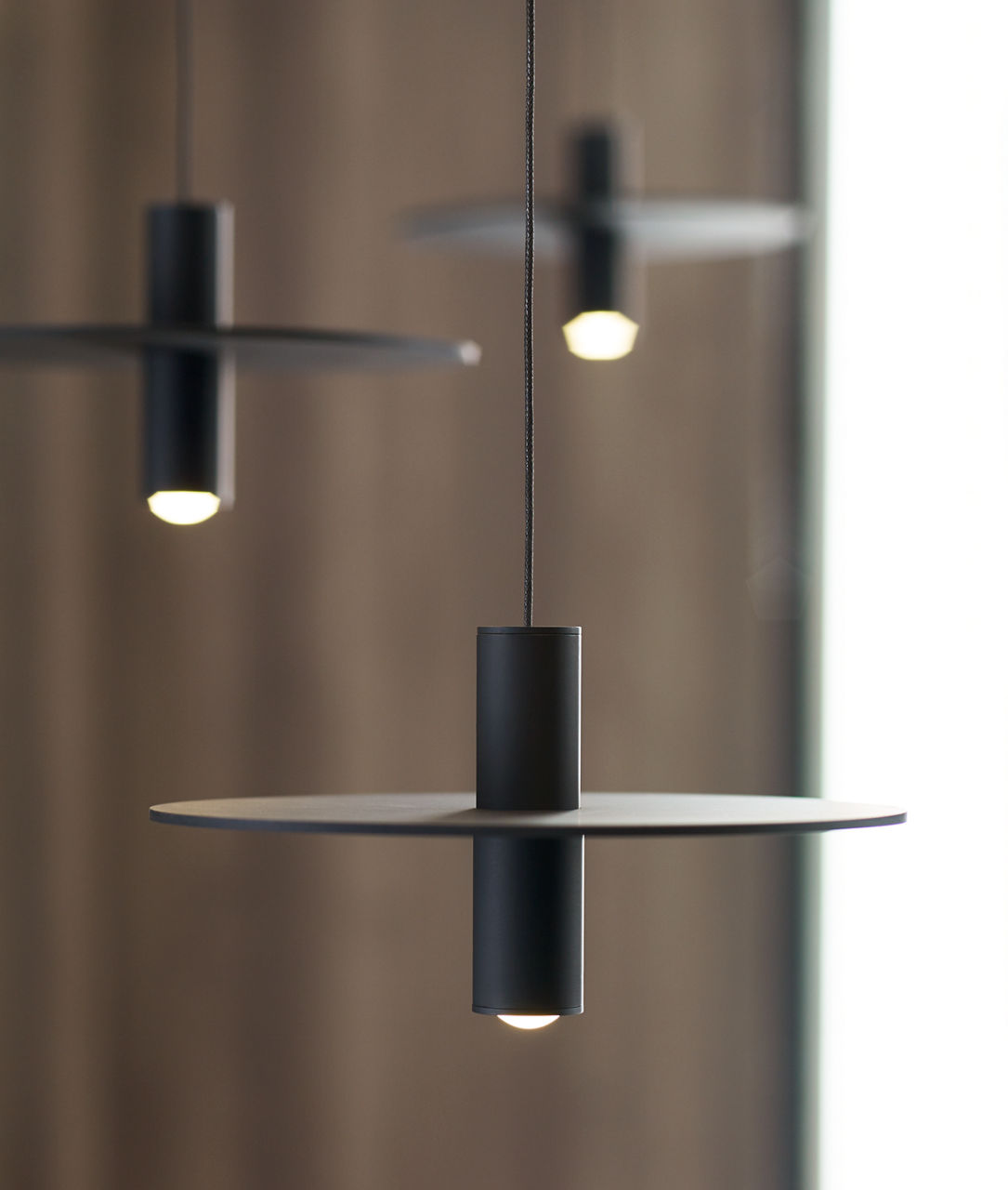 Mini Ponte Pendant | Nightshade Black | Metal Shade FreeJack Bulb(s) Included
