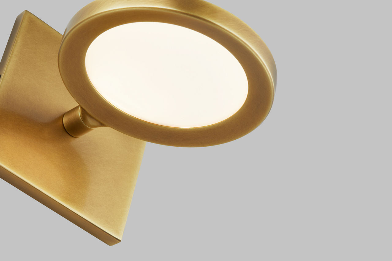 Spectica Wall Acrylic Plated Brass 3000K 90 CRI LED 3000k 120v