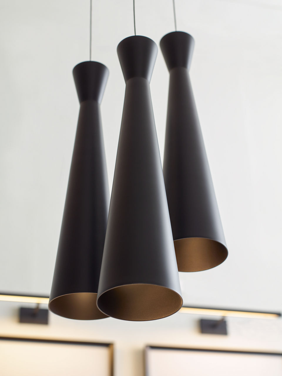 Windsor Pendant | Antique Bronze | Black FreeJack Bulb(s) Included