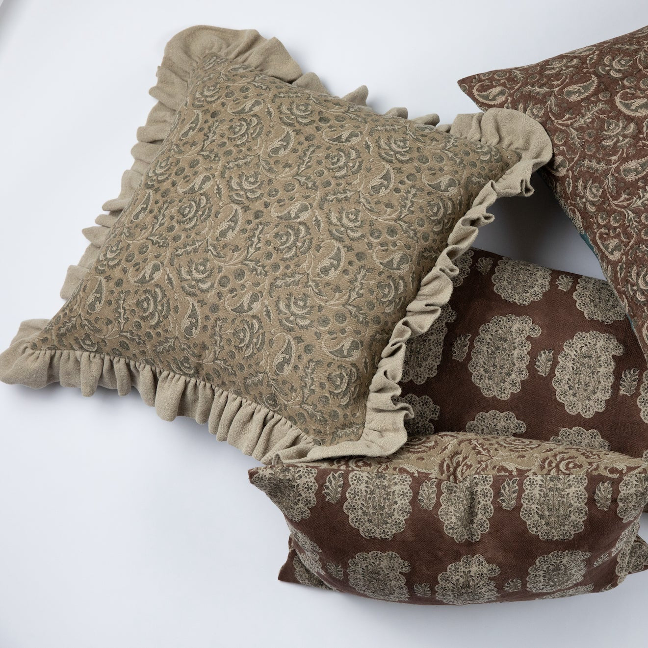 Bari Ash Pillow