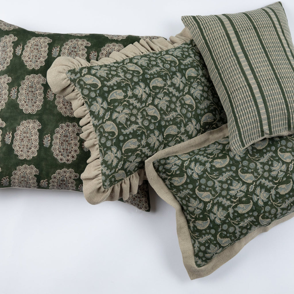 Bari Seaweed with Ruffle Pillow