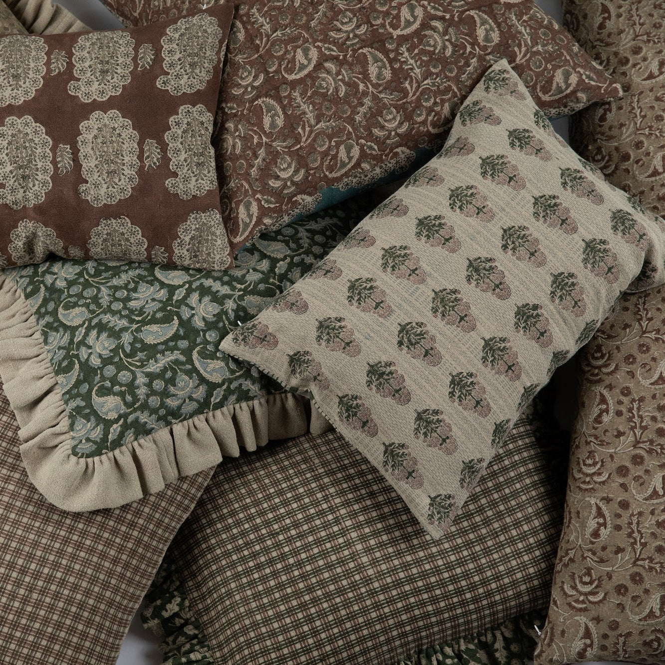 Ostuni Orchid Pillow