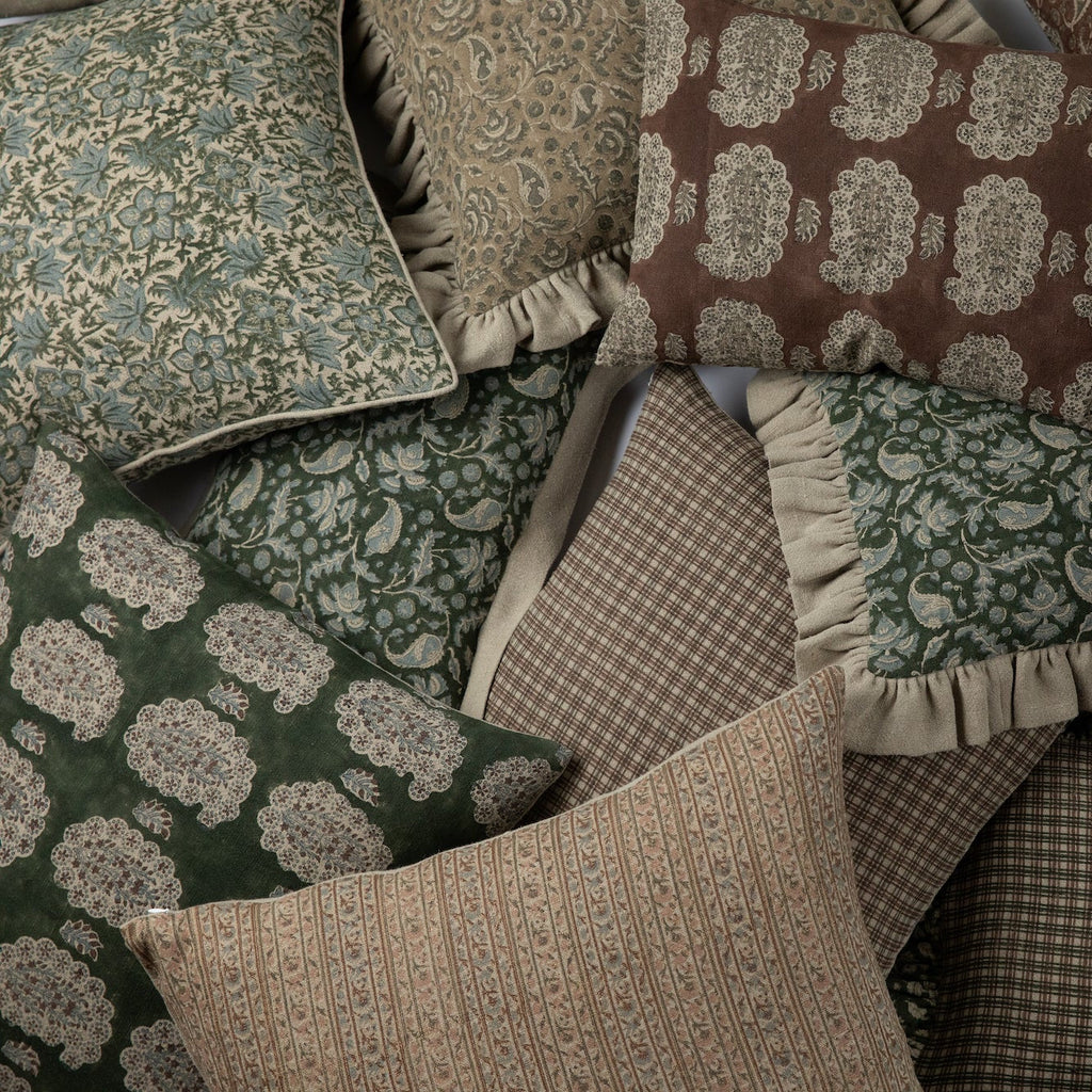 Bari Seaweed with Flange Pillow