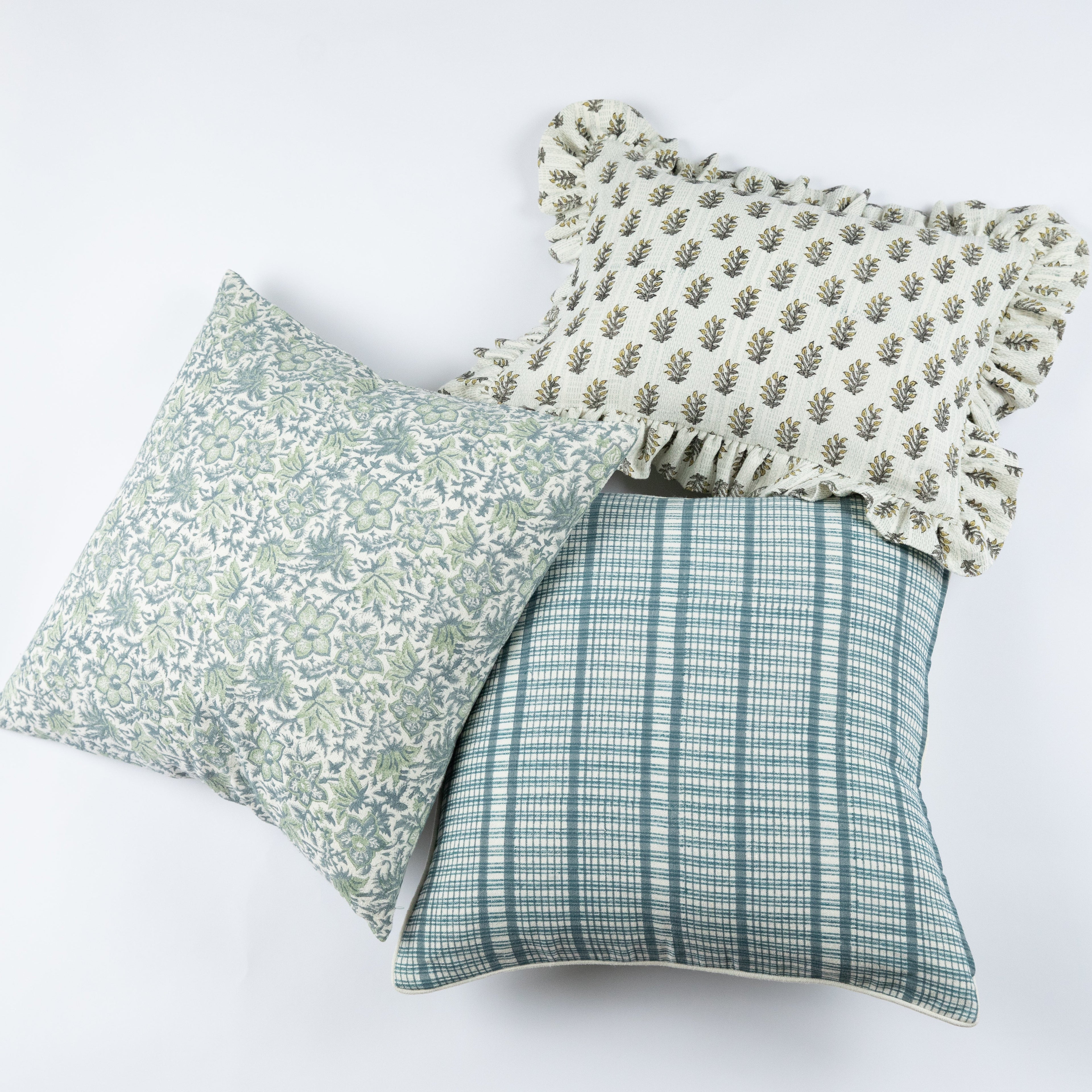 Palermo Seaweed on White Pillow