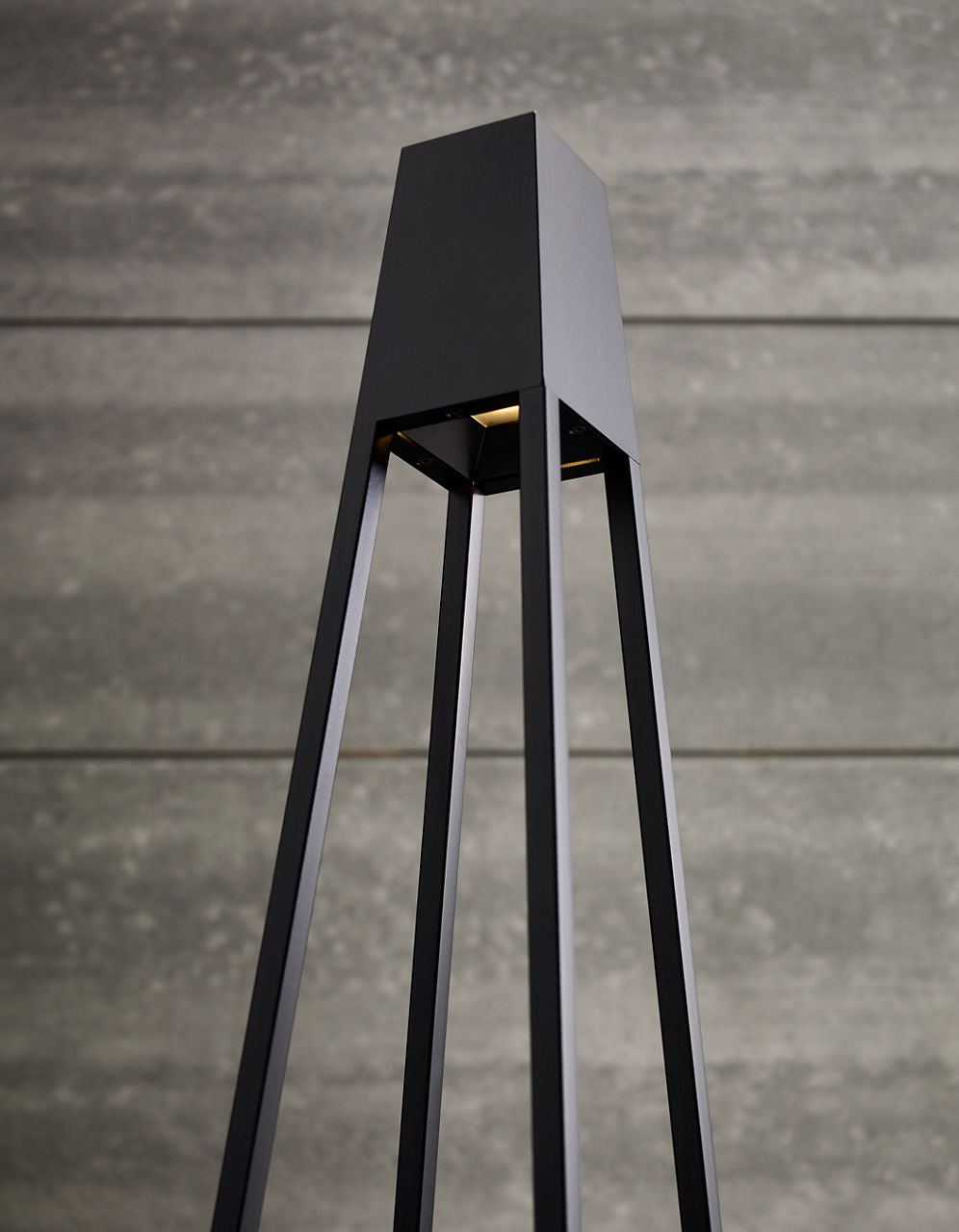 Apex Outdoor X-Large Floor Lamp Black 2700K 90 CRI