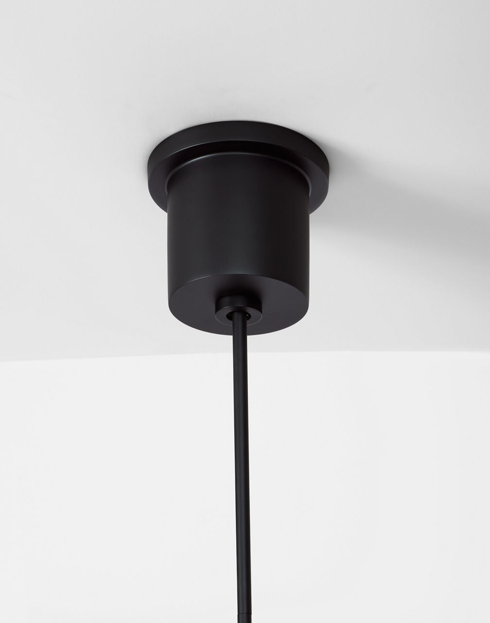 Bau 18 Pendant Nightshade Black 3000K 90 CRI integrated led 90 cri 3000k 120v-277v unv