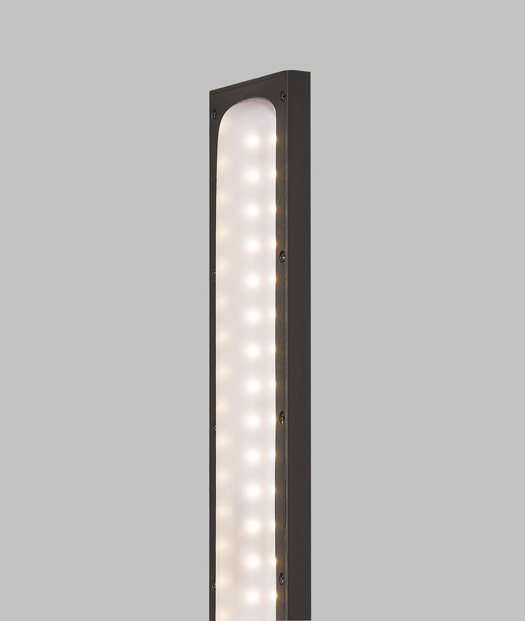 Blade 24 Outdoor Wall Bronze 2700K/3000K Selectable 90 CRI
