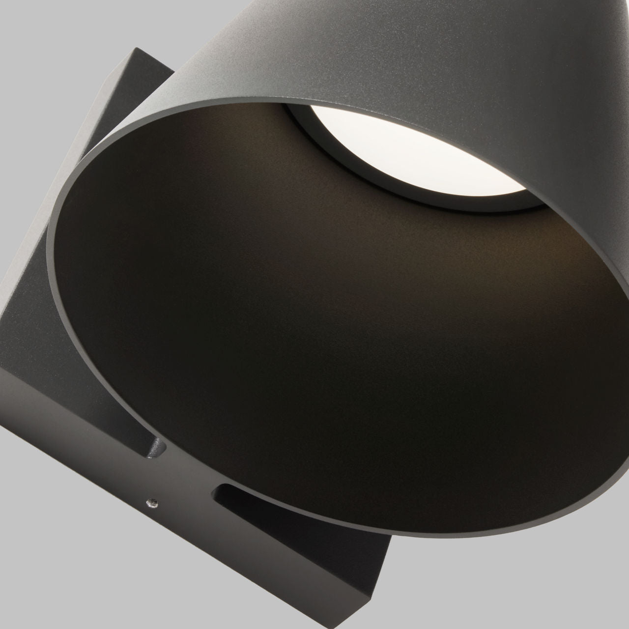 Bowman 6 Outdoor Wall | Charcoal