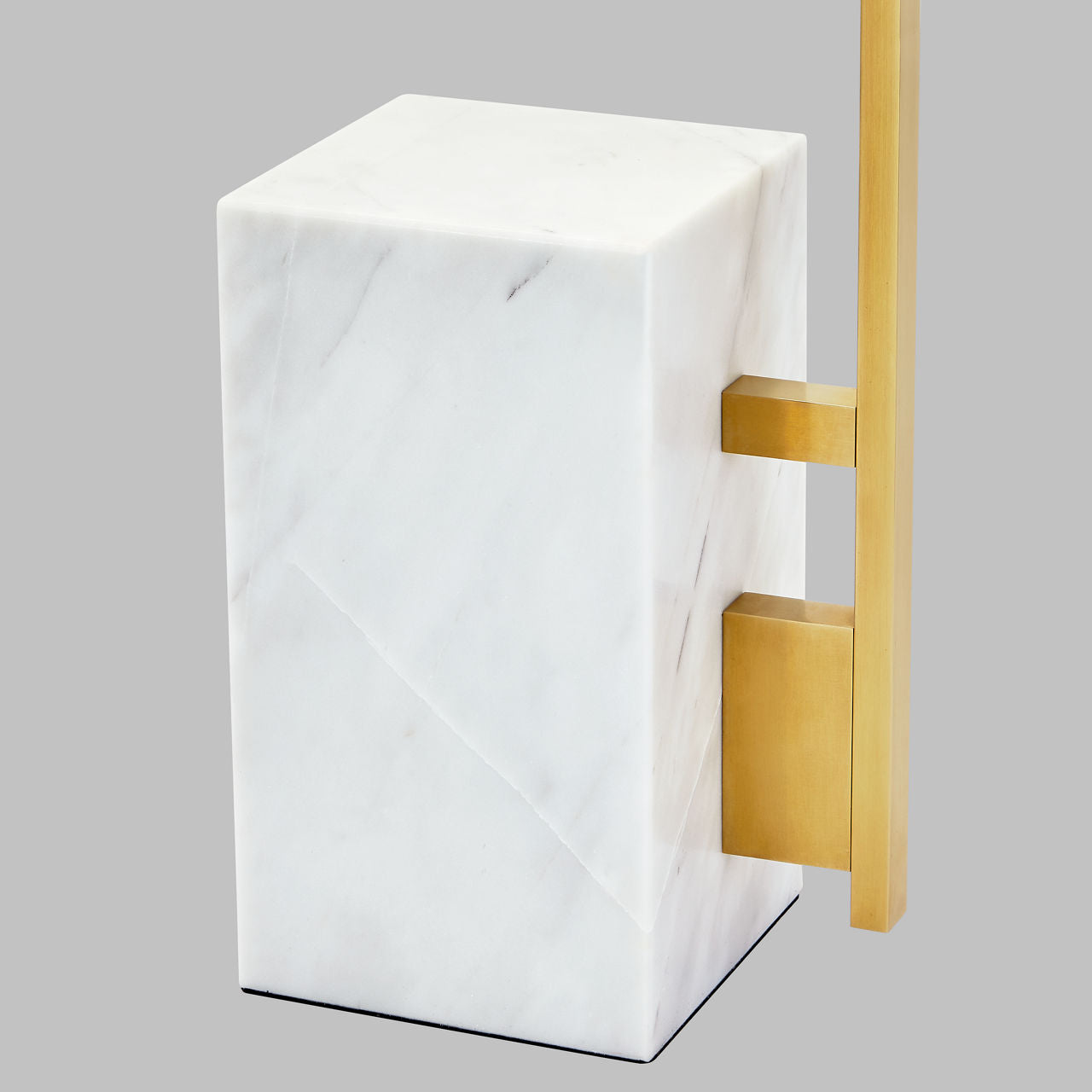 Klee 70 Floor Lamp Natural Brass/White marble 2700K 90 CRI integrated led 90 cri 2700k 120v-240v