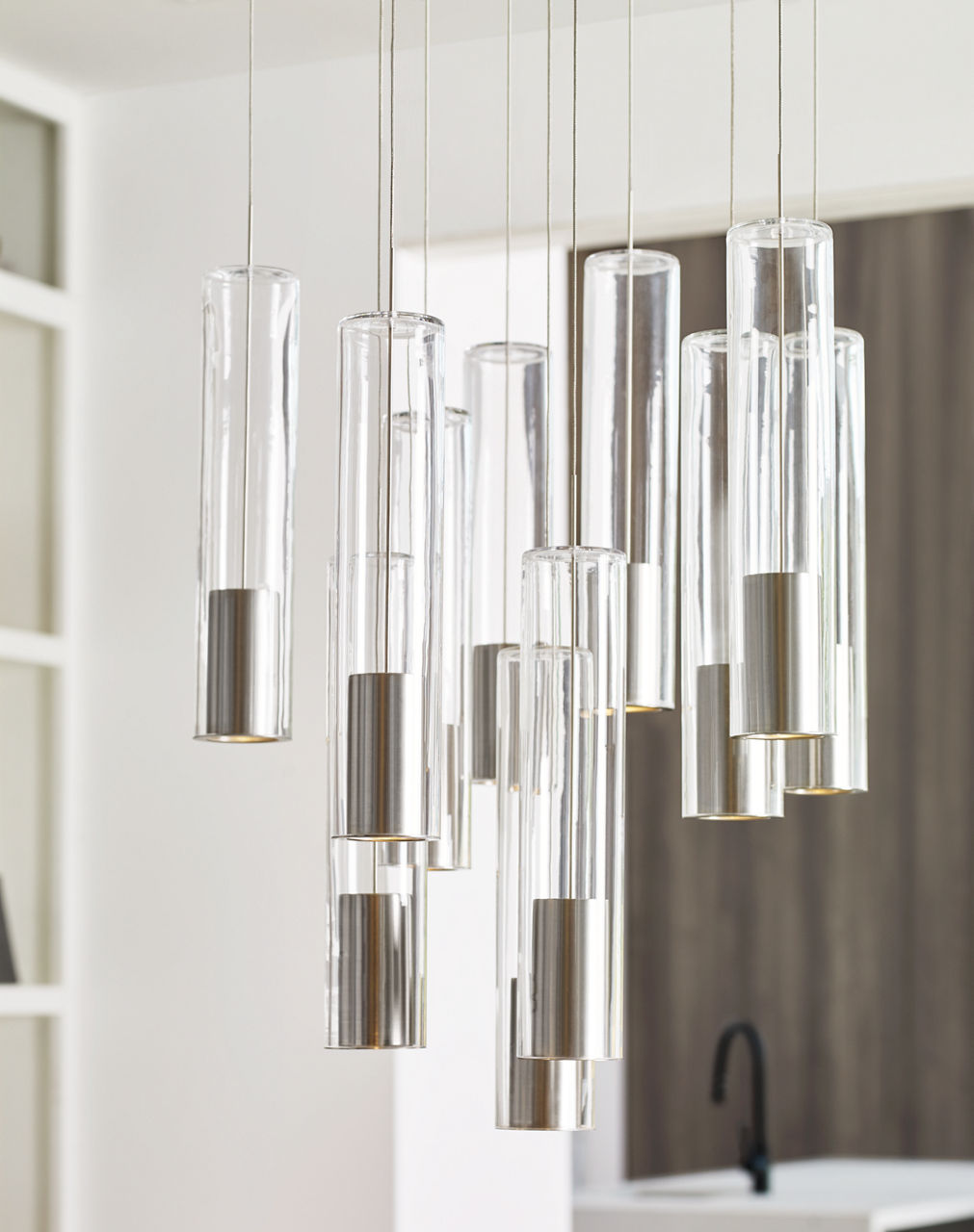 Captra Pendant | Satin Nickel | Clear glass FreeJack Bulb(s) Included