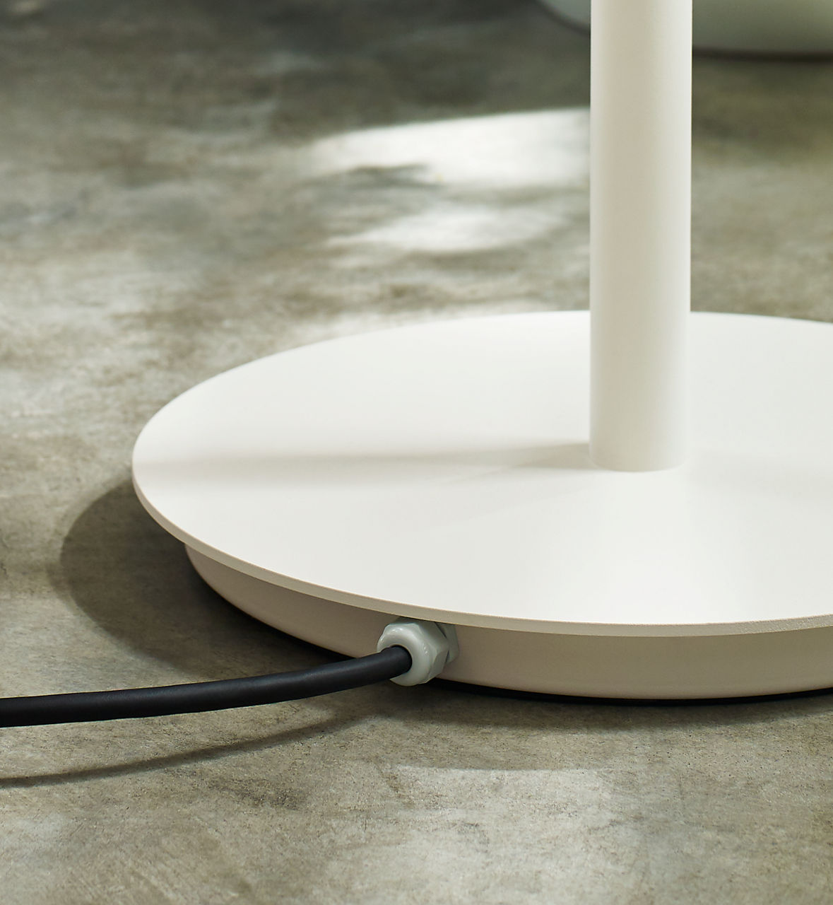 Nevis Outdoor Large Floor Lamp White 2700K 90 CRI