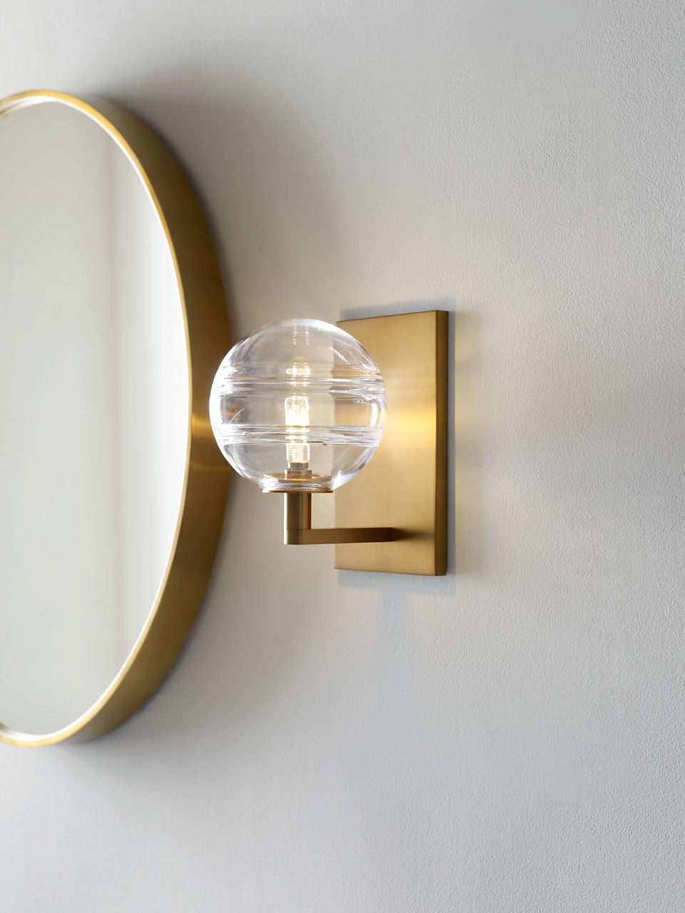 Sedona Wall Clear Aged Brass 2700K 90 CRI t6 led 90 cri 2700k 120v