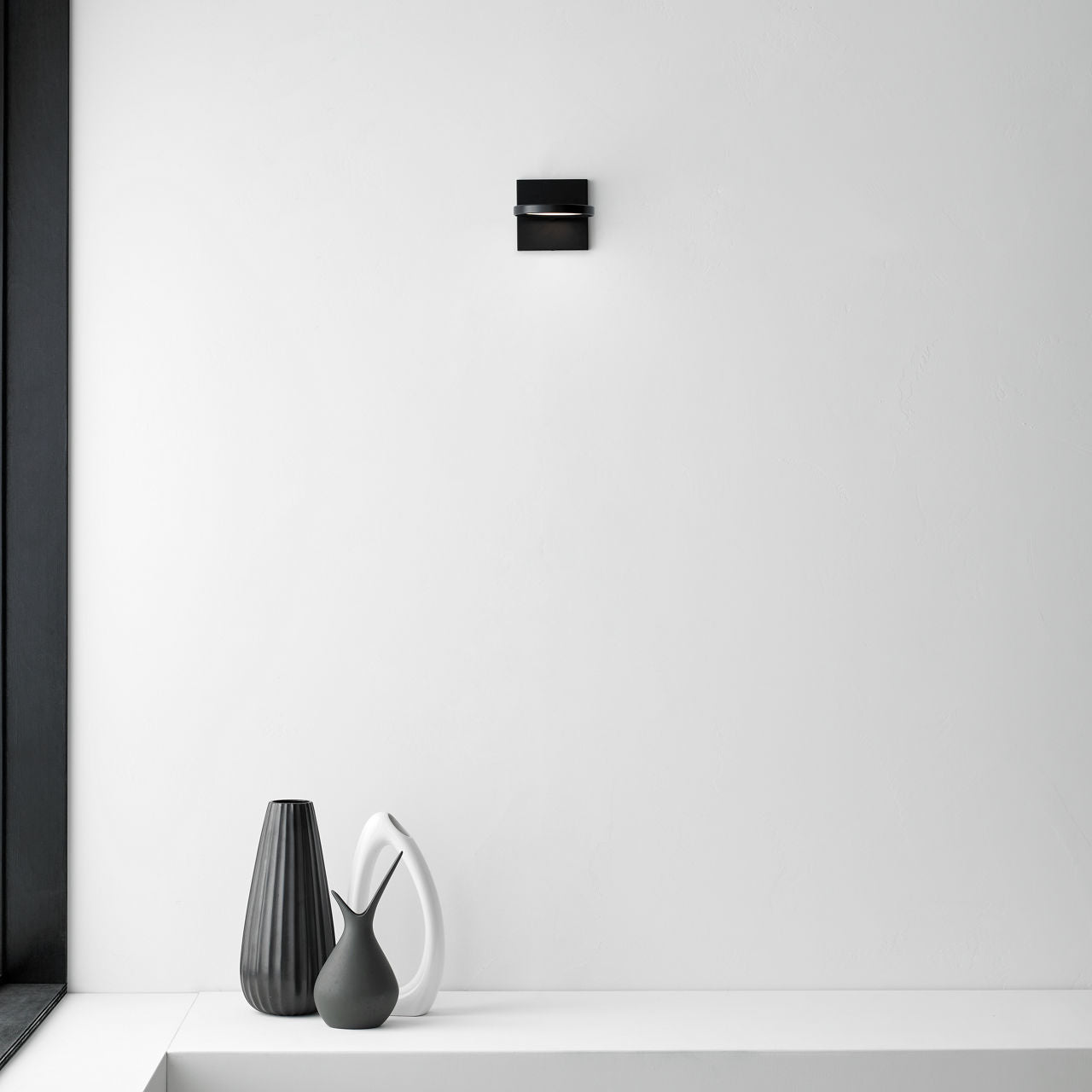 Spectica Wall Acrylic Matte Black 3000K 90 CRI LED 3000k 120v