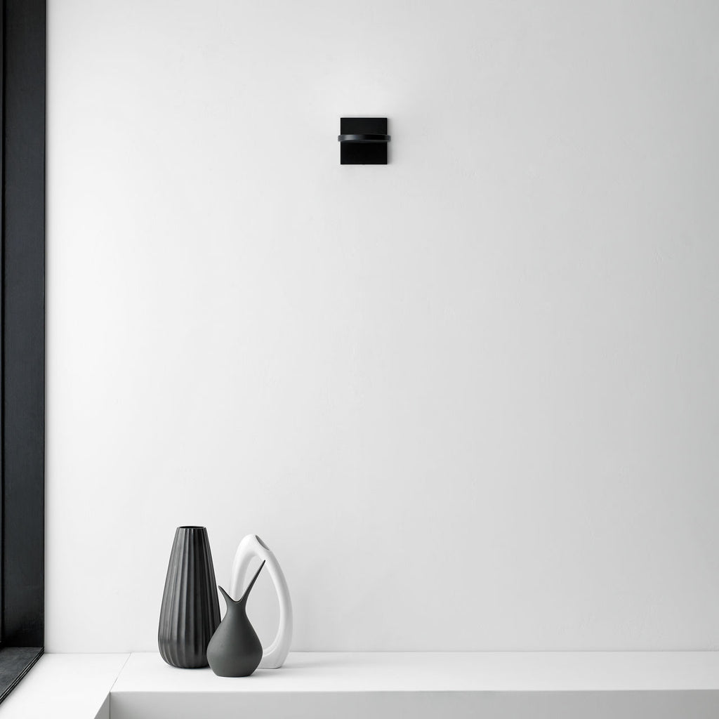 Spectica Wall Acrylic Matte Black 3000K 90 CRI LED 3000k 120v