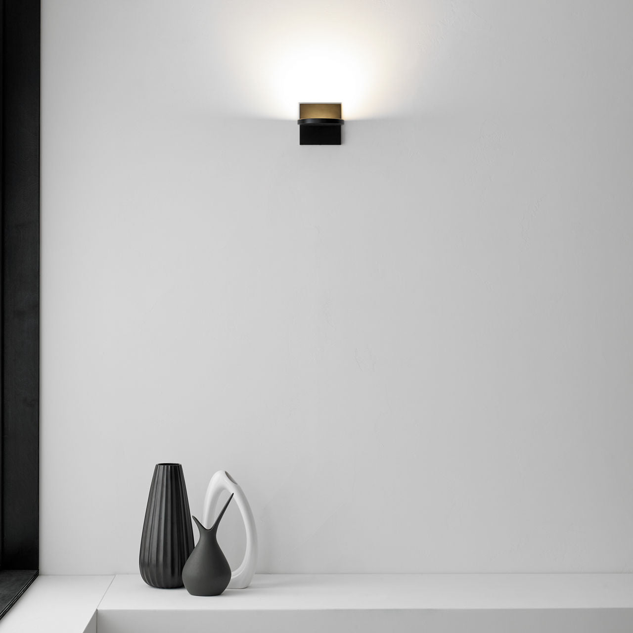 Spectica Wall Acrylic Matte Black 3000K 90 CRI LED 3000k 120v
