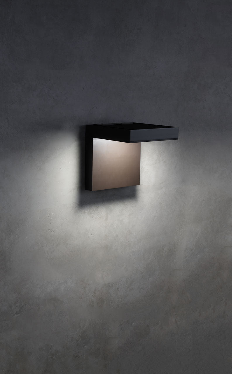 Taag 10 Outdoor Wall | Bronze 4000K Button Photocontrol + In-Line Fuse