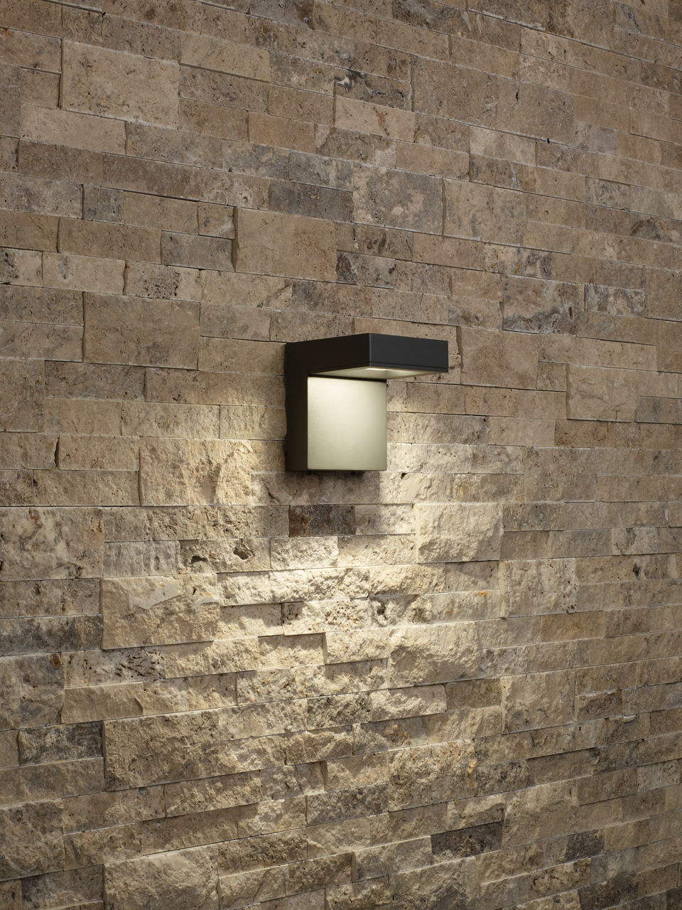 Taag 6 Outdoor Wall | Charcoal 4000K Button Photocontrol + Surge Protection