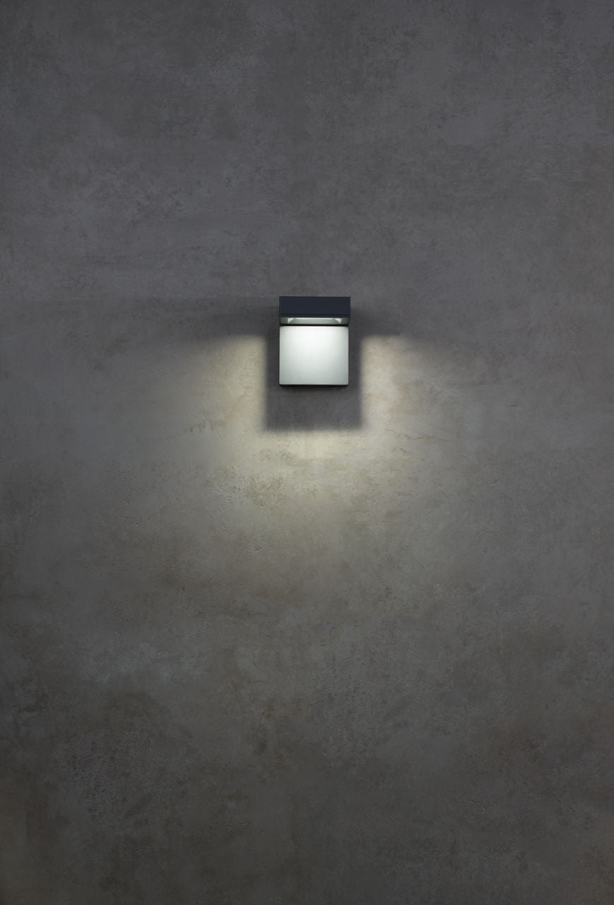 Taag 6 Outdoor Wall | Charcoal 4000K Button Photocontrol + In-Line Fuse