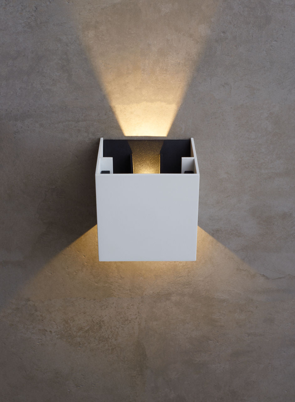 Vex 5 Outdoor Wall White 3000K 90 CRI