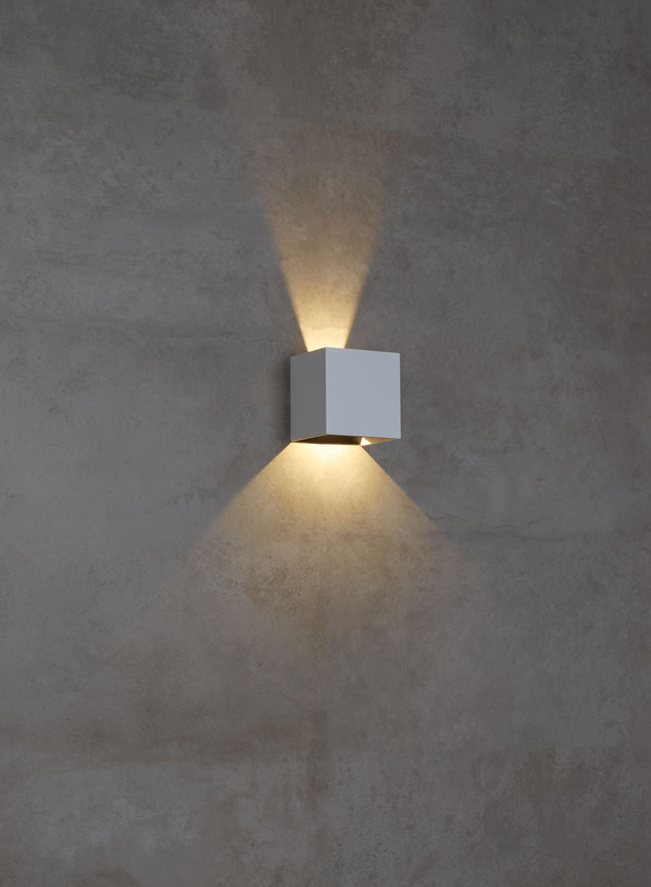 Vex 5 Outdoor Wall White 3000K 90 CRI