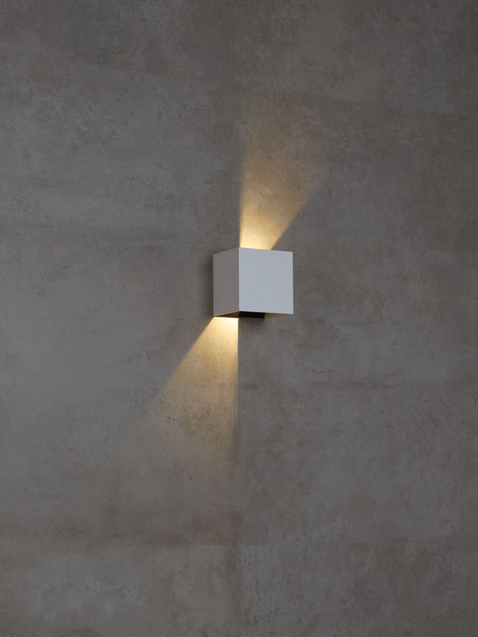 Vex 5 Outdoor Wall White 3000K 90 CRI