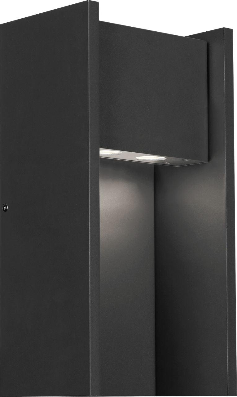 Zur 18 Outdoor Wall | Black 3000K Button Photocontrol