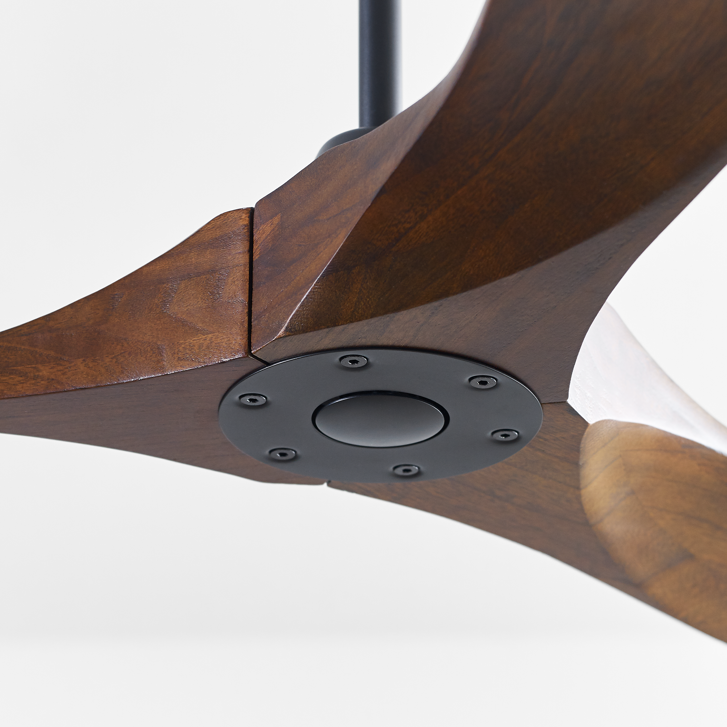 Maverick 70 Ceiling Fan | Dark Walnut Blades Matte Black