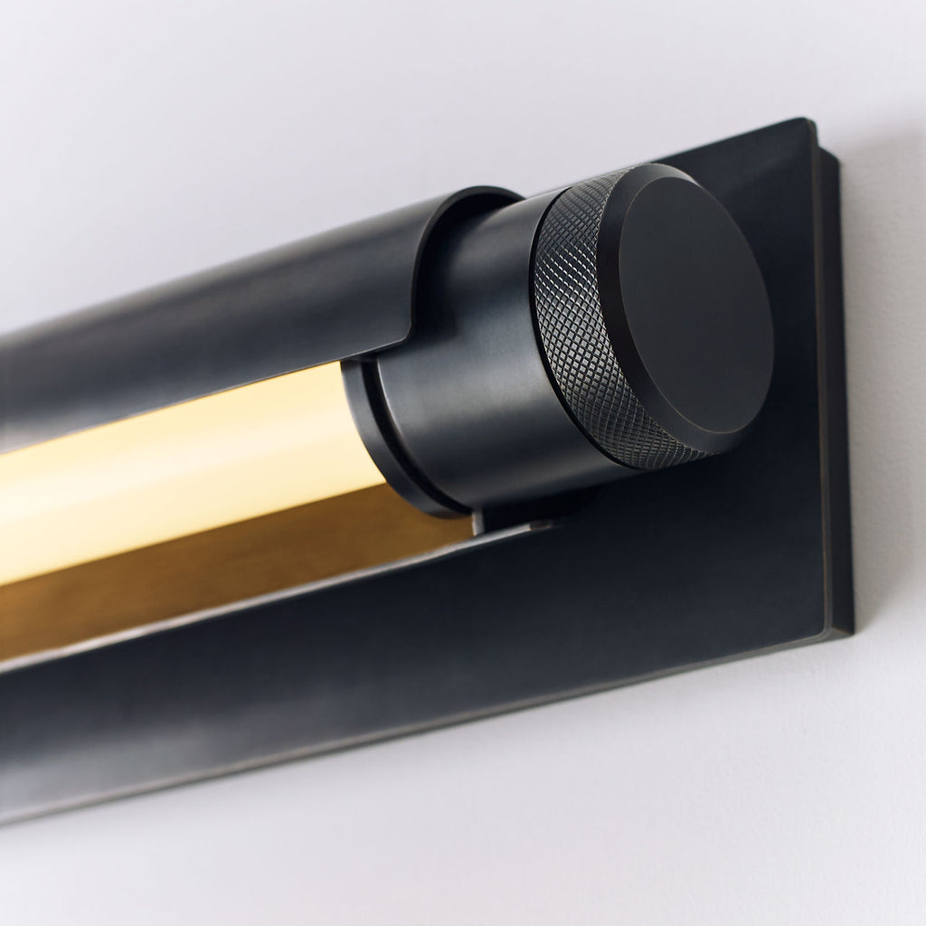 Capa 24 Vanity Bronze 2700K-1800K 90 CRI