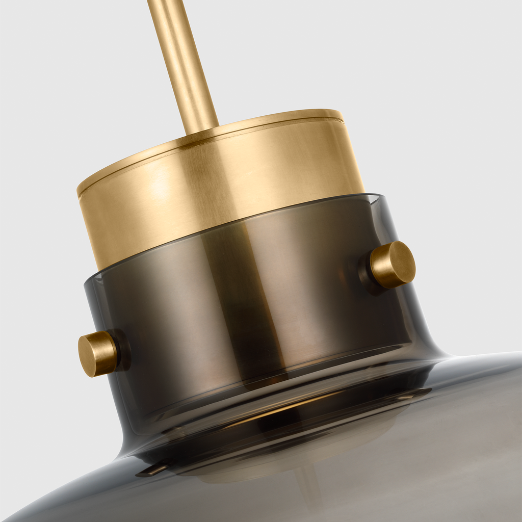 Morgan 22 Pendant hand-rubbed antique brass | smoke glass 2700K-1800K 90 CRI
