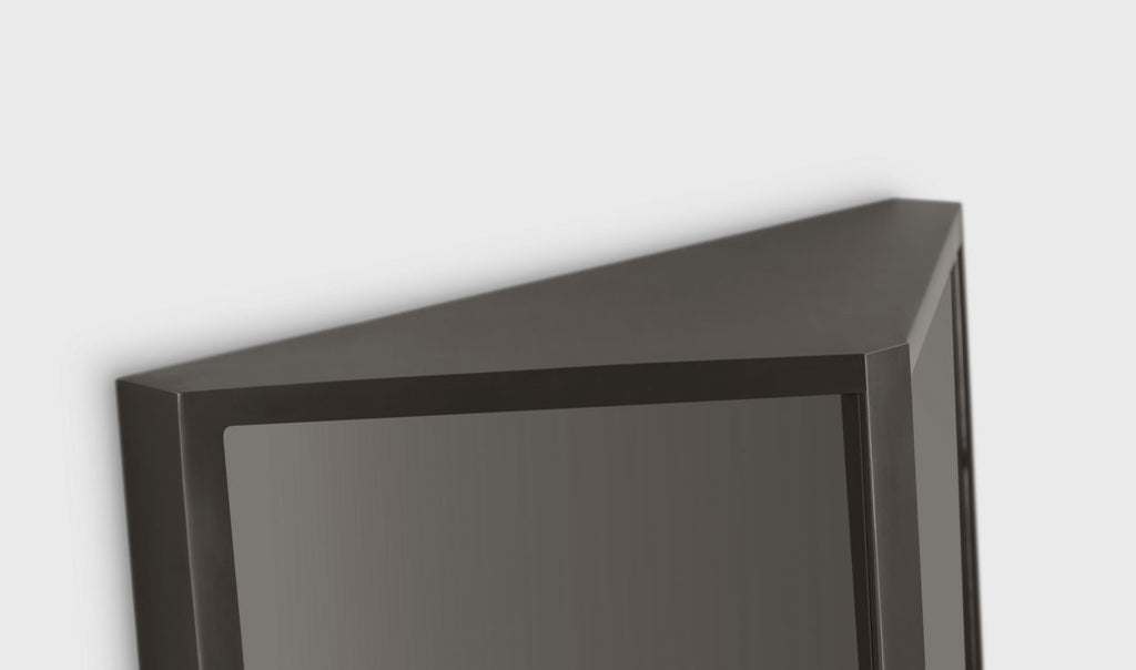 Punto 16 Wall Bronze 2700K 90 CRI