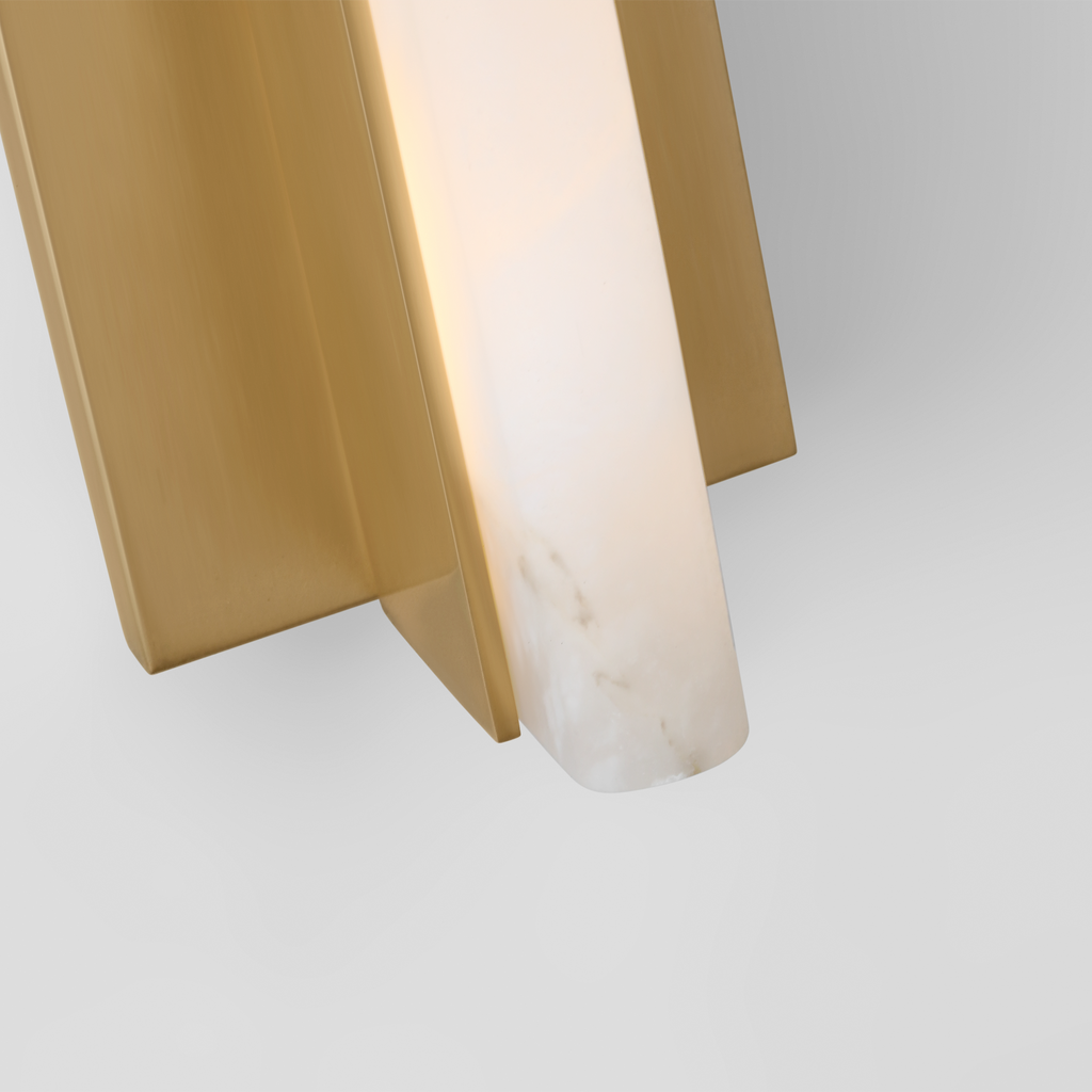 Linea 32 Sconce hand rubbed antique brass 2700K 90 CRI