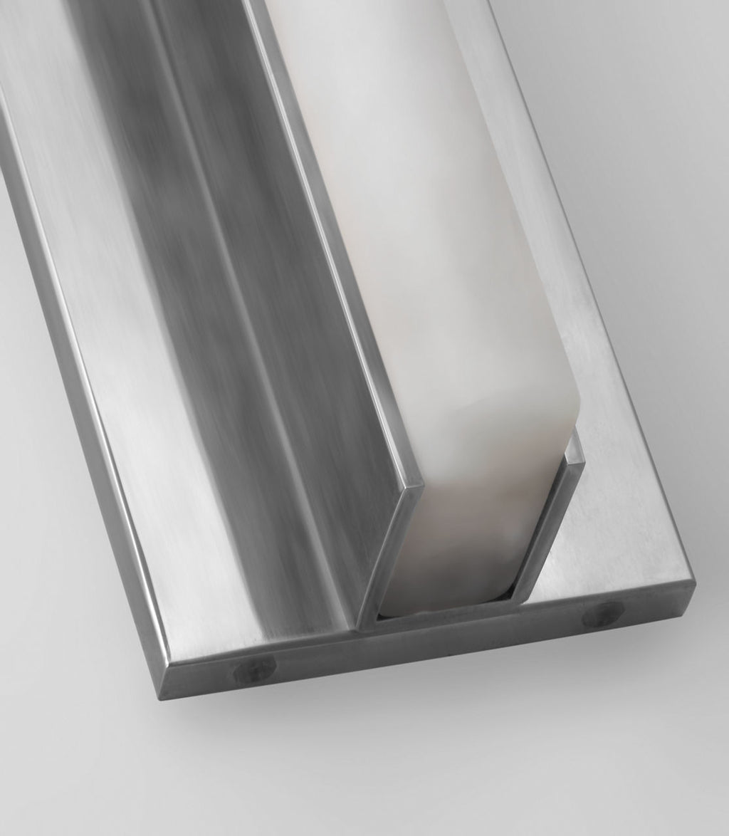 Linea 25 Sconce antique nickel 2700K 90 CRI