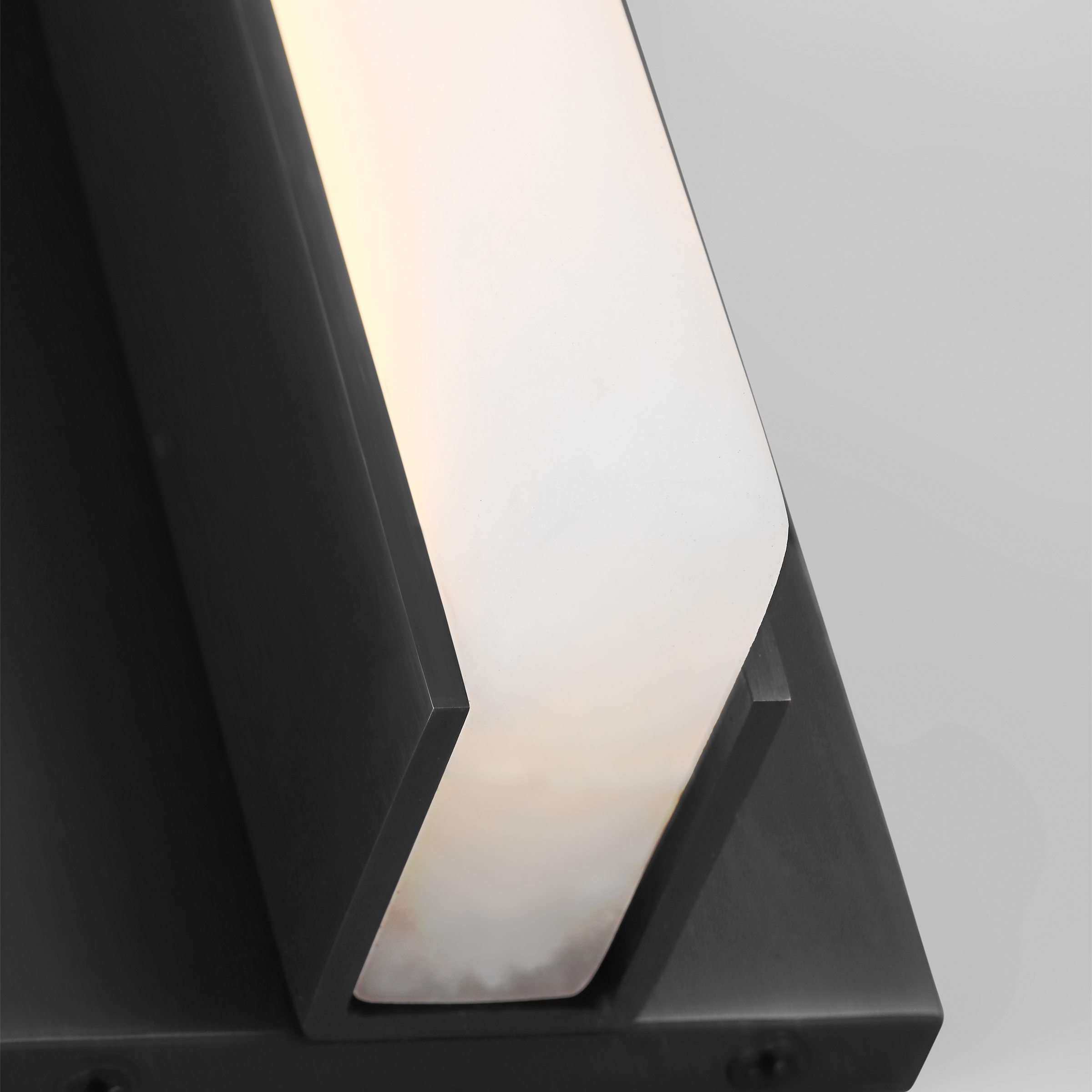 Linea 5 Sconce Bronze 2700K 90 CRI