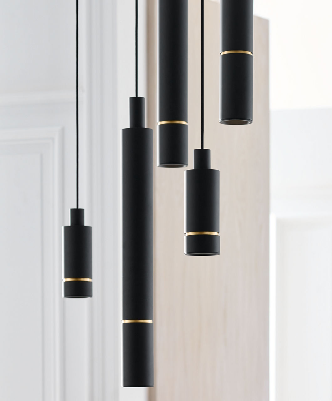 Sottile X-Large Pendant Nightshade Black LED 2700K 90 CRI 120-277V
