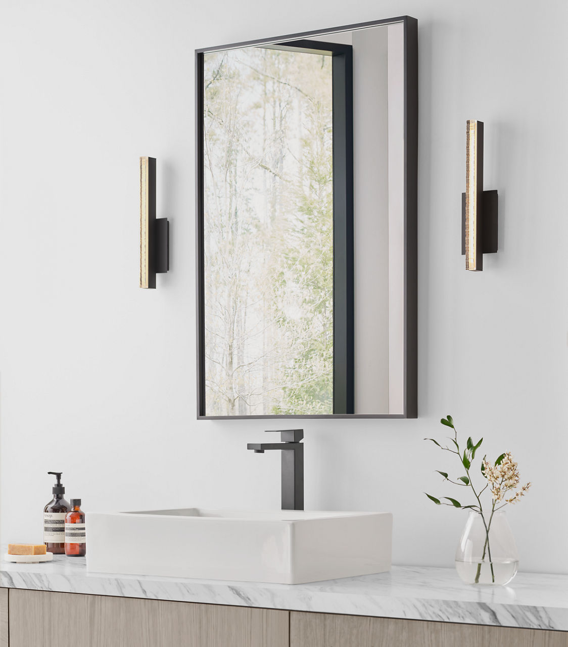 Serre Small Sconce Nightshade Black 2700K 90 CRI