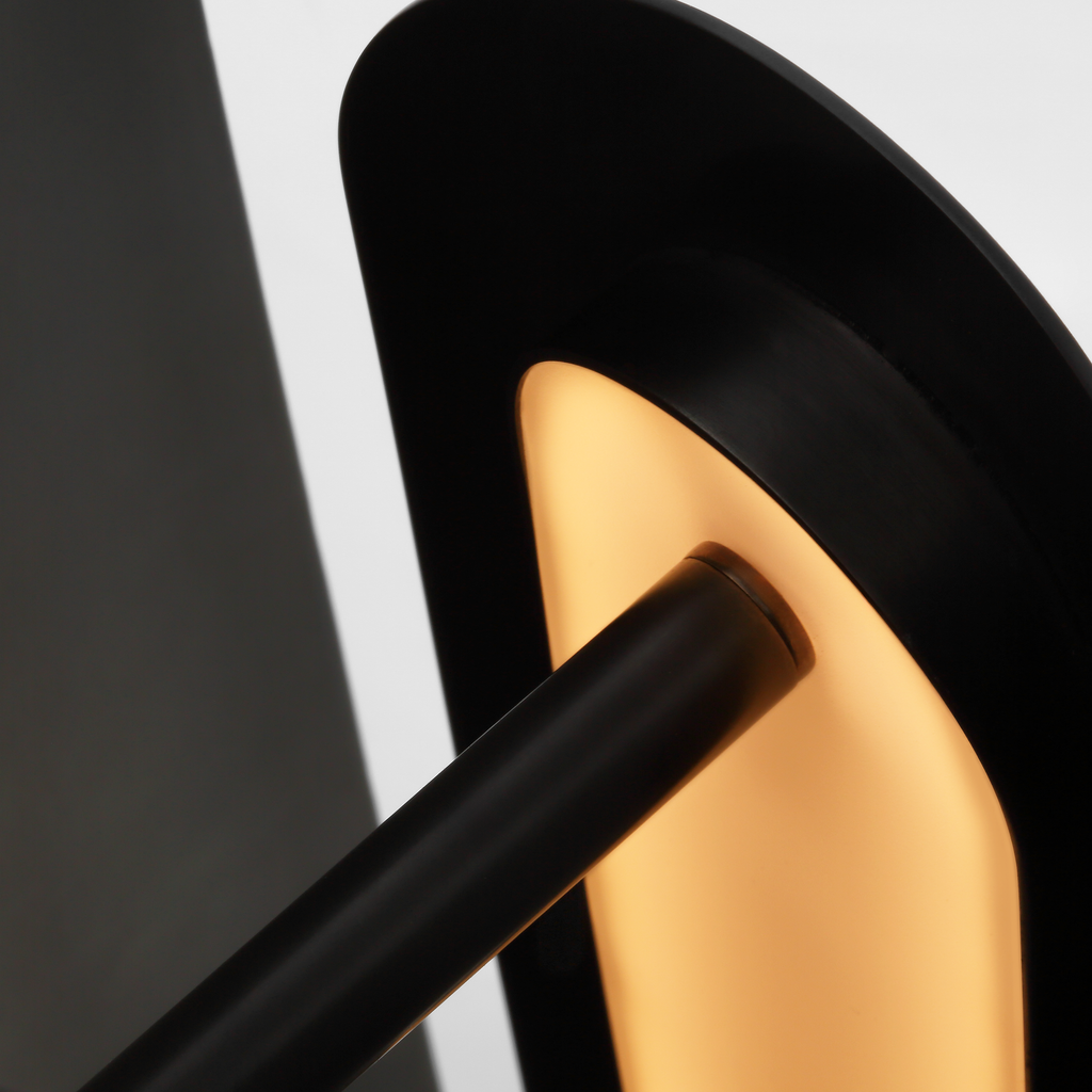 Shielded Medium Table Lamp Bronze 2700K 90 CRI
