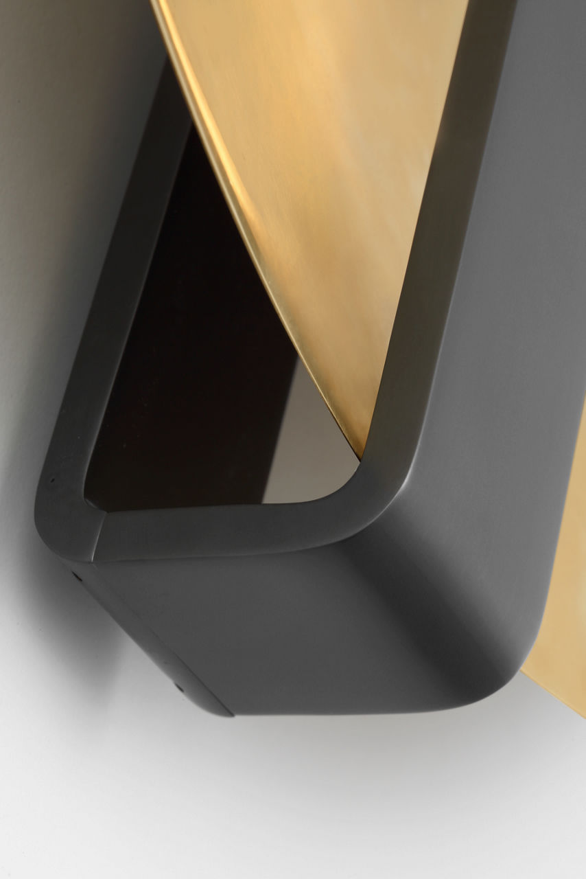 Cymbal Large Sconce dark Bronze/Natural Brass 2700K 90 CRI