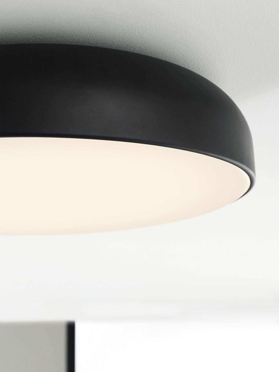 Kosa 18 Ceiling Nightshade Black 3000K 90 CRI integrated led 90 cri 3000k 120v-277v unv