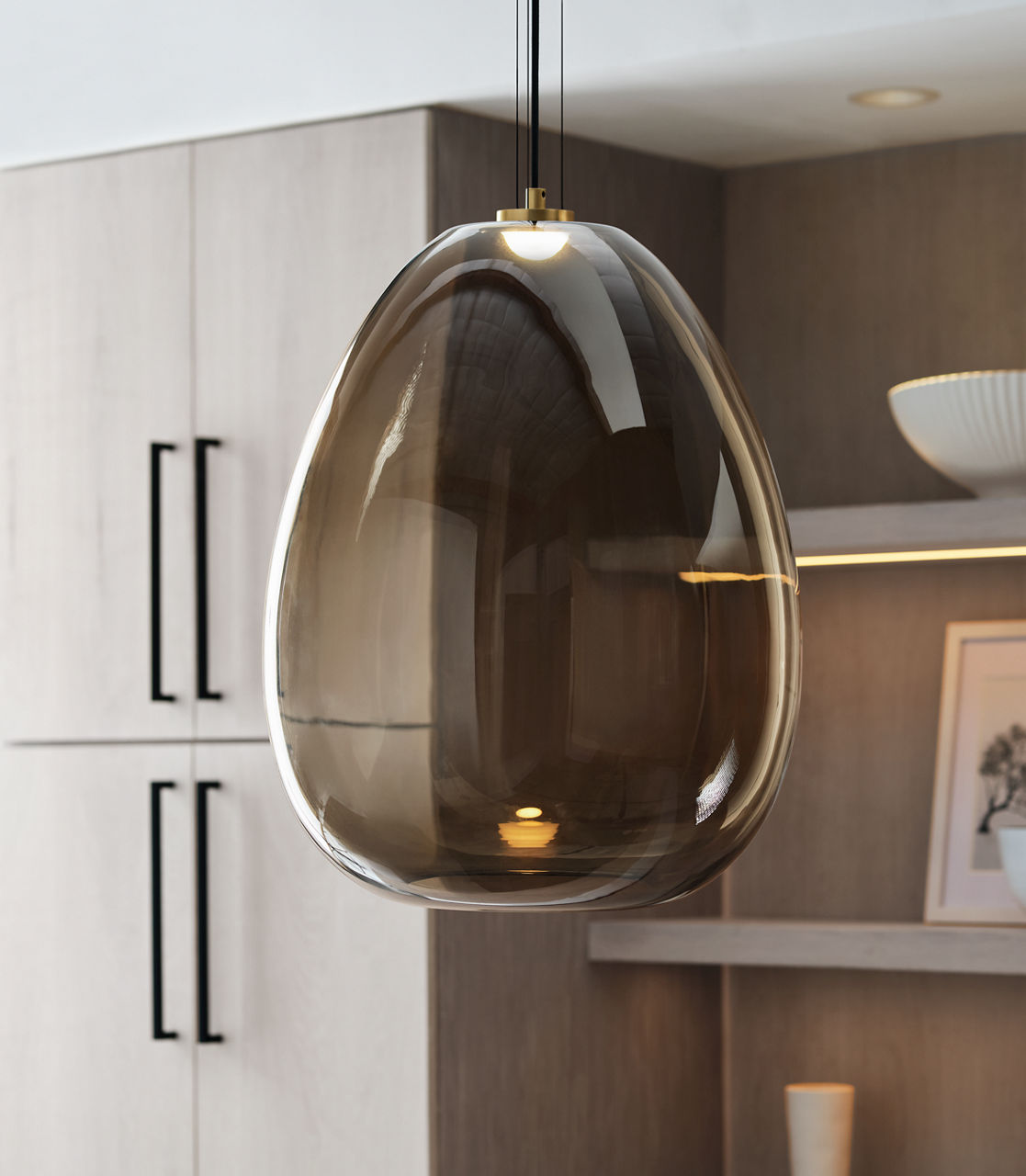 Kapoor Large Pendant clear/Natural Brass 2700K 90 CRI integrated led 90 cri 2700k 120v-277v unv